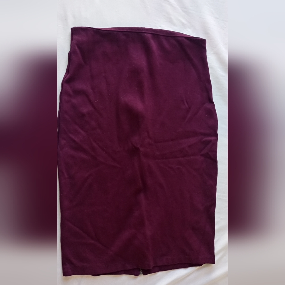 Forever 21 Burgundy Pencil Skirt
